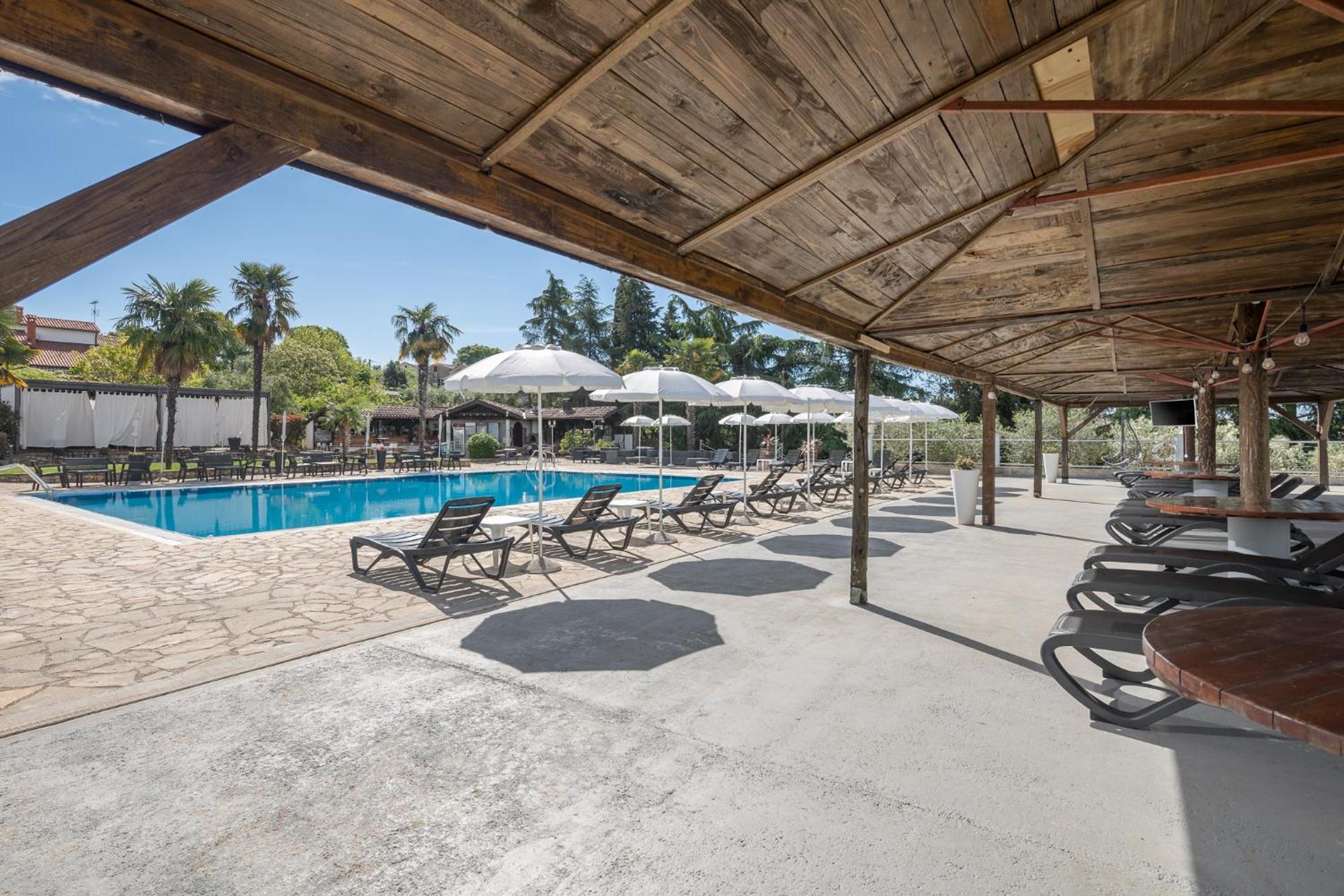 Lana Premium Residence 2 Πόρετς Εξωτερικό φωτογραφία